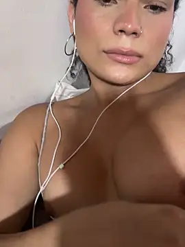 Prim Rosse online show from June 18, 2026, 12:33 am