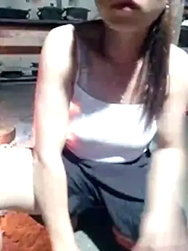 Snapshot of sakysa chatting on July 9, 2026, 12:42 pm sakysa online show from July 9, 2026, 12:42 pm