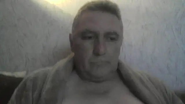 Snapshot of edje59a chatting on October 24, 2025, 12:08 am edje59a online show from October 24, 2025, 12:08 am