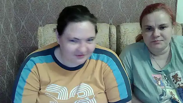 Snapshot of TiffanyLenee chatting on May 27, 2026, 6:38 pm TiffanyLenee online show from May 27, 2026, 6:38 pm