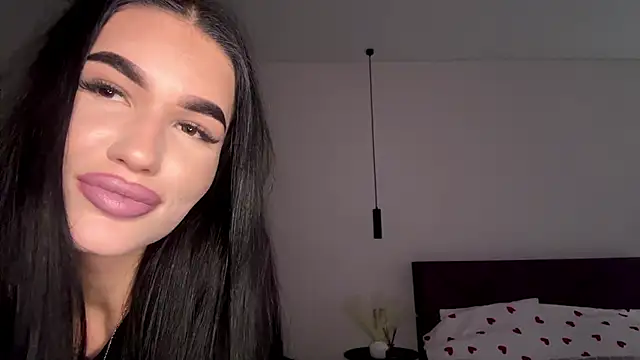 Snapshot of KarieEgge chatting on May 25, 2026, 3:29 pm KarieEgge online show from May 25, 2026, 3:29 pm