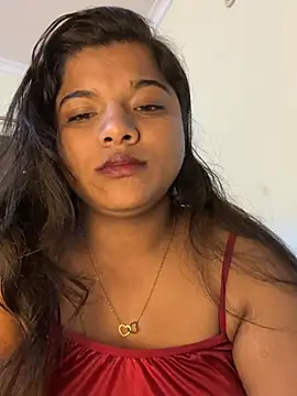 Kitttooo online show from July 19, 2026, 10:35 pm