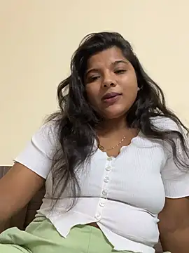 Kitttooo online show from July 21, 2026, 7:43 am