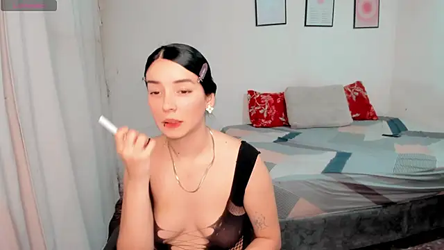 sakura hurano online show from June 25, 2026, 8:57 pm