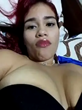 Snapshot of KaseyRosse chatting on July 12, 2026, 10:23 pm KaseyRosse online show from July 12, 2026, 10:23 pm