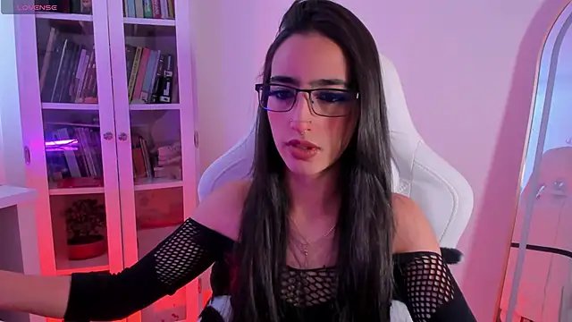 AgathaBlair online show from May 22, 2026, 12:11 pm