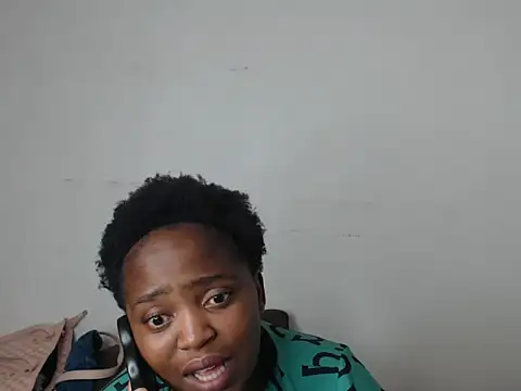 African Busty online show from June 12, 2026, 2:27 pm