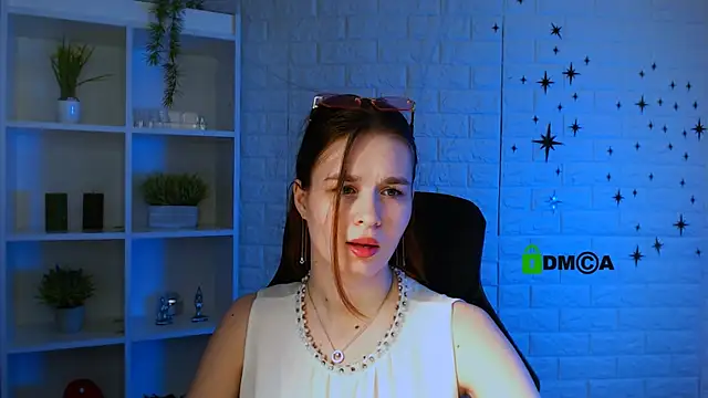 angie foxy1 online show from June 1, 2026, 7:15 pm