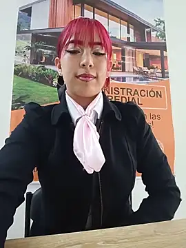 Snapshot of JULIETH__05 chatting on May 19, 2026, 4:46 pm JULIETH 05 online show from May 19, 2026, 4:46 pm