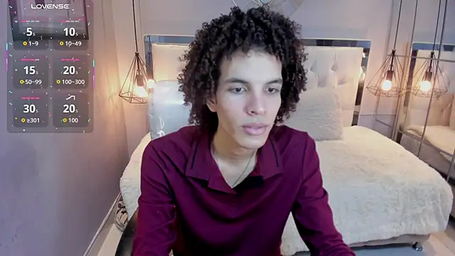 Snapshot of felix_haze chatting on June 25, 2026, 5:28 pm felix haze online show from June 25, 2026, 5:28 pm