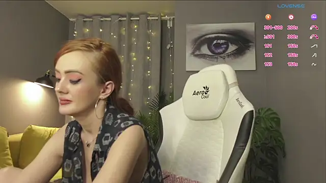 Snapshot of Megany chatting on March 10, 2025, 8:37 am Megany online show from March 10, 2025, 8:37 am