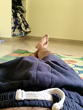 1Horny Boy1 online show from May 30, 2026, 4:09 am