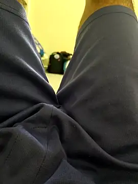 1Horny Boy1 online show from May 31, 2026, 6:04 pm