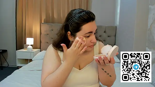 Ayleen Gece online show from June 1, 2026, 3:08 am