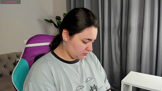 Snapshot of Ayleen_Gece chatting on July 10, 2026, 3:11 am Ayleen Gece online show from July 10, 2026, 3:11 am