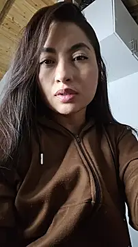 Eva Rousses online show from June 26, 2026, 1:32 am