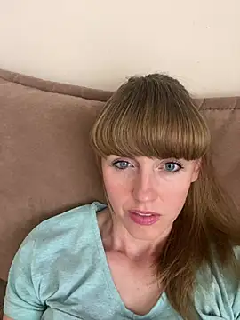 Kamilochka29511 online show from July 12, 2026, 1:46 pm