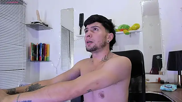 Snapshot of StefanoBigCock chatting on May 23, 2026, 6:34 pm StefanoBigCock online show from May 23, 2026, 6:34 pm