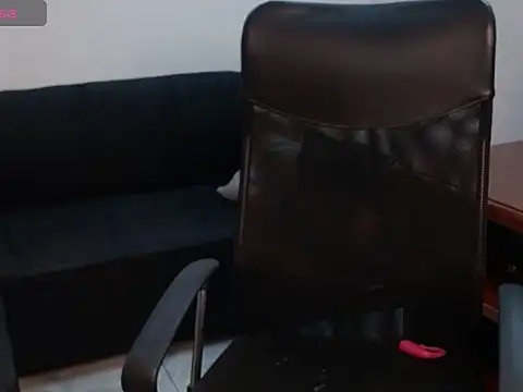 caritolinda online show from July 15, 2026, 4:07 am