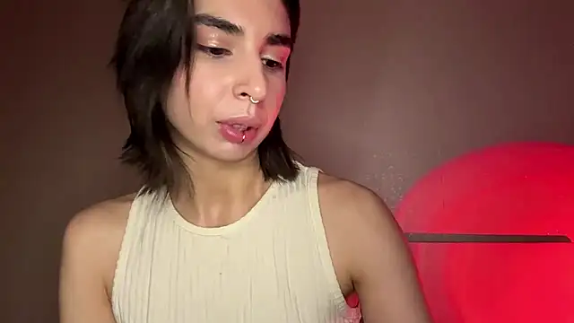 Snapshot of JessiaRuezga chatting on May 15, 2026, 12:34 pm JessiaRuezga online show from May 15, 2026, 12:34 pm