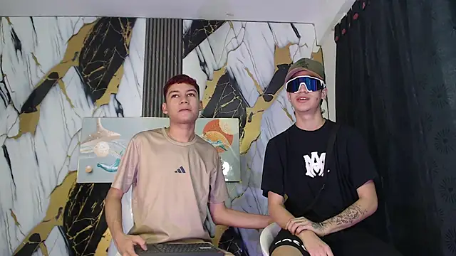 KING LOVERS1 online show from June 23, 2026, 1:20 pm