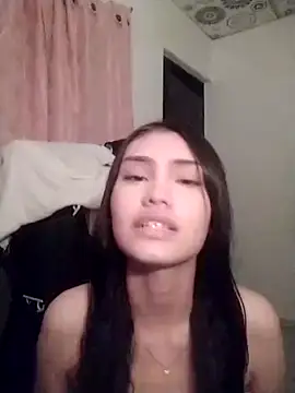 Snapshot of _BellaCute_ chatting on June 28, 2026, 5:02 am BellaCute online show from June 28, 2026, 5:02 am