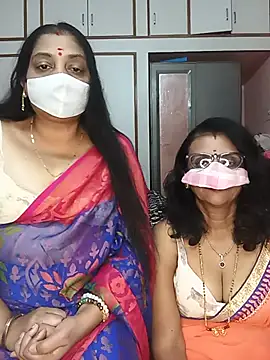 Snapshot of Kannada_telugu_lesbians chatting on May 28, 2026, 8:11 am Kannada telugu lesbians online show from May 28, 2026, 8:11 am