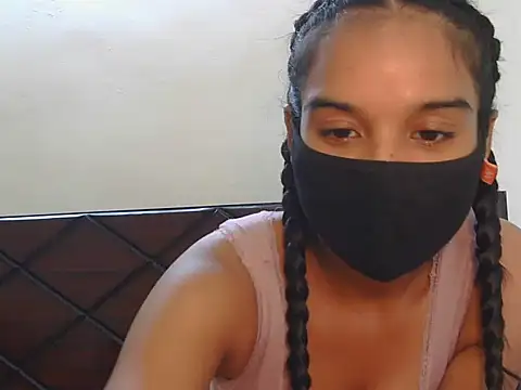 Snapshot of sugar_mummy98 chatting on July 14, 2026, 6:18 am sugar mummy98 online show from July 14, 2026, 6:18 am