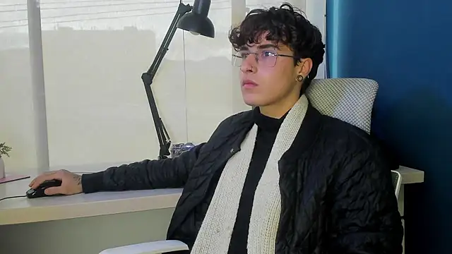 Snapshot of Krown_nox chatting on May 21, 2026, 11:17 am Krown nox online show from May 21, 2026, 11:17 am