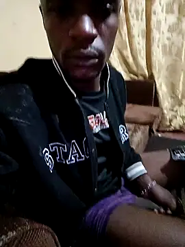 Snapshot of janvierer chatting on May 21, 2026, 6:37 pm janvierer online show from May 21, 2026, 6:37 pm