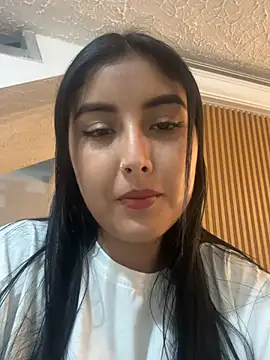 Snapshot of Alaia_22 chatting on May 30, 2026, 5:26 am Alaia 22 online show from May 30, 2026, 5:26 am