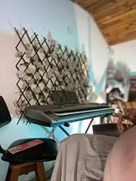 Snapshot of NikkiNix chatting on June 20, 2026, 1:03 pm NikkiNix online show from June 20, 2026, 1:03 pm