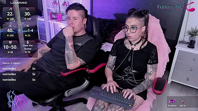 Snapshot of inkedsinners_ chatting on June 13, 2026, 11:19 am inkedsinners online show from June 13, 2026, 11:19 am