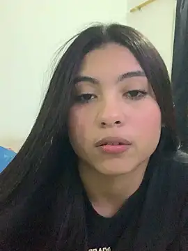 Snapshot of Paula-sinz chatting on July 11, 2026, 12:35 am Paula-sinz online show from July 11, 2026, 12:35 am