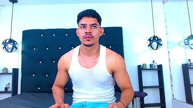 Snapshot of Dannesh_ chatting on July 5, 2026, 4:07 am Dannesh online show from July 5, 2026, 4:07 am