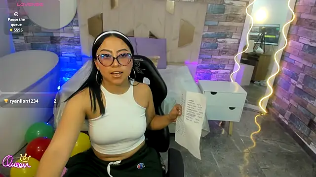 Amhira Tay online show from July 15, 2026, 7:30 pm