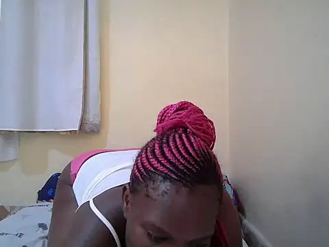 sweet-tiffy online show from June 19, 2026, 9:57 am