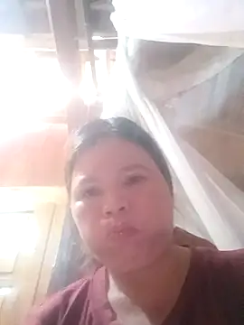Snapshot of -Yeyi- chatting on May 19, 2026, 1:56 am -Yeyi- online show from May 19, 2026, 1:56 am