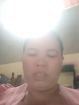 Snapshot of -Yeyi- chatting on May 24, 2026, 10:20 am -Yeyi- online show from May 24, 2026, 10:20 am