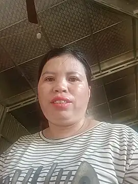 Snapshot of -Yeyi- chatting on May 26, 2026, 12:06 am -Yeyi- online show from May 26, 2026, 12:06 am