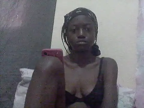 Snapshot of Hot-Ellah chatting on May 27, 2026, 3:58 am Hot-Ellah online show from May 27, 2026, 3:58 am