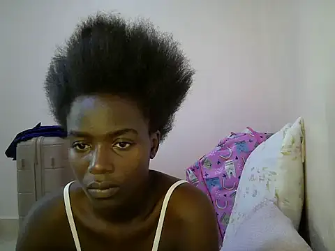 Snapshot of BUNNY_BLISS1 chatting on June 1, 2026, 8:27 am BUNNY BLISS1 online show from June 1, 2026, 8:27 am