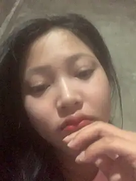 Snapshot of hinami-lo chatting on May 20, 2026, 7:14 am hinami-lo online show from May 20, 2026, 7:14 am