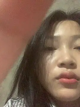 Snapshot of hinami-lo chatting on May 26, 2026, 3:19 pm hinami-lo online show from May 26, 2026, 3:19 pm