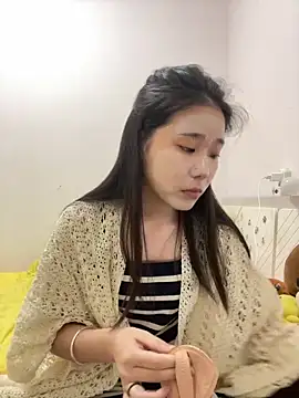 yu598188 online show from June 18, 2026, 3:07 am