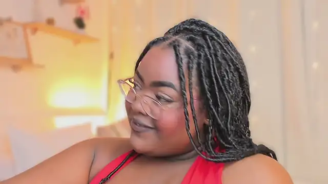 Snapshot of Ayanaa_Ebony_ chatting on May 30, 2026, 11:18 am Ayanaa Ebony online show from May 30, 2026, 11:18 am