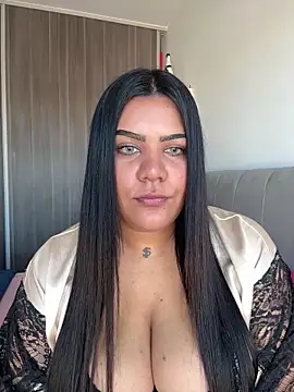 CharlotteFoxx3 online show from May 15, 2026, 6:15 pm
