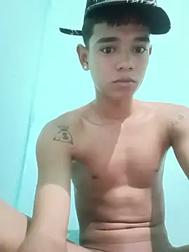 Snapshot of cute_boy_angelx18 chatting on July 15, 2026, 1:00 am cute boy angelx18 online show from July 15, 2026, 1:00 am