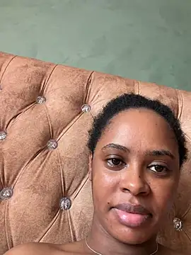 pretty zii online show from June 12, 2026, 11:53 am
