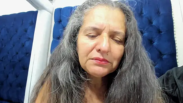 Snapshot of AlondraSosa chatting on July 15, 2026, 12:32 pm AlondraSosa online show from July 15, 2026, 12:32 pm